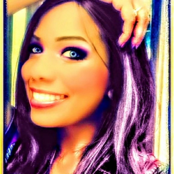 Meet your Posher, Chenoa - Picture 1 of 2